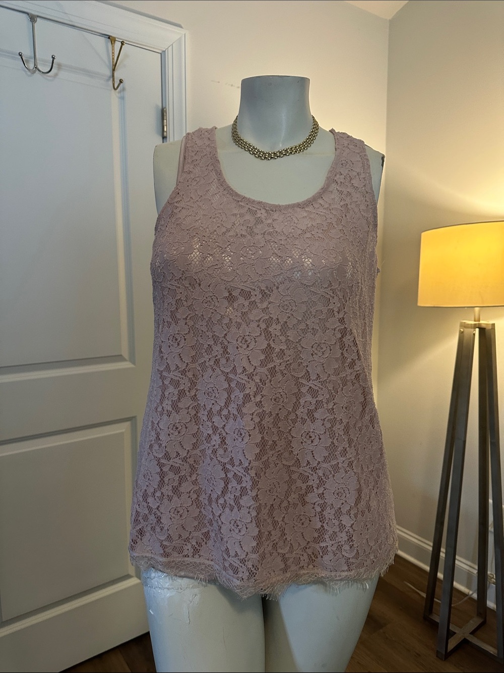 Laundry By Shelli Segal Rose Mauve Lace Scoop Tank